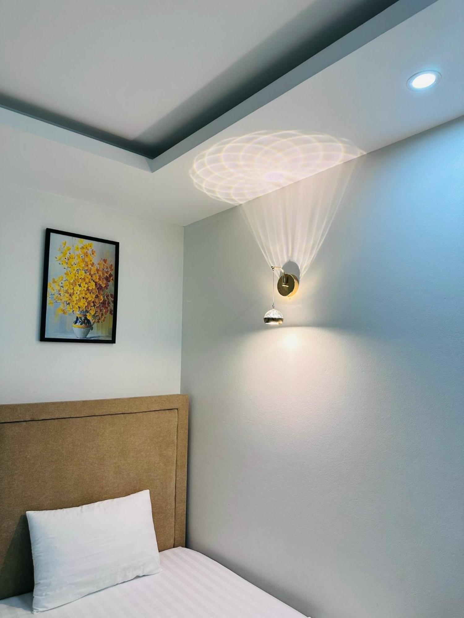 Nha Nghi Anh Dung Bed & Breakfast Ха Лонг Екстериор снимка