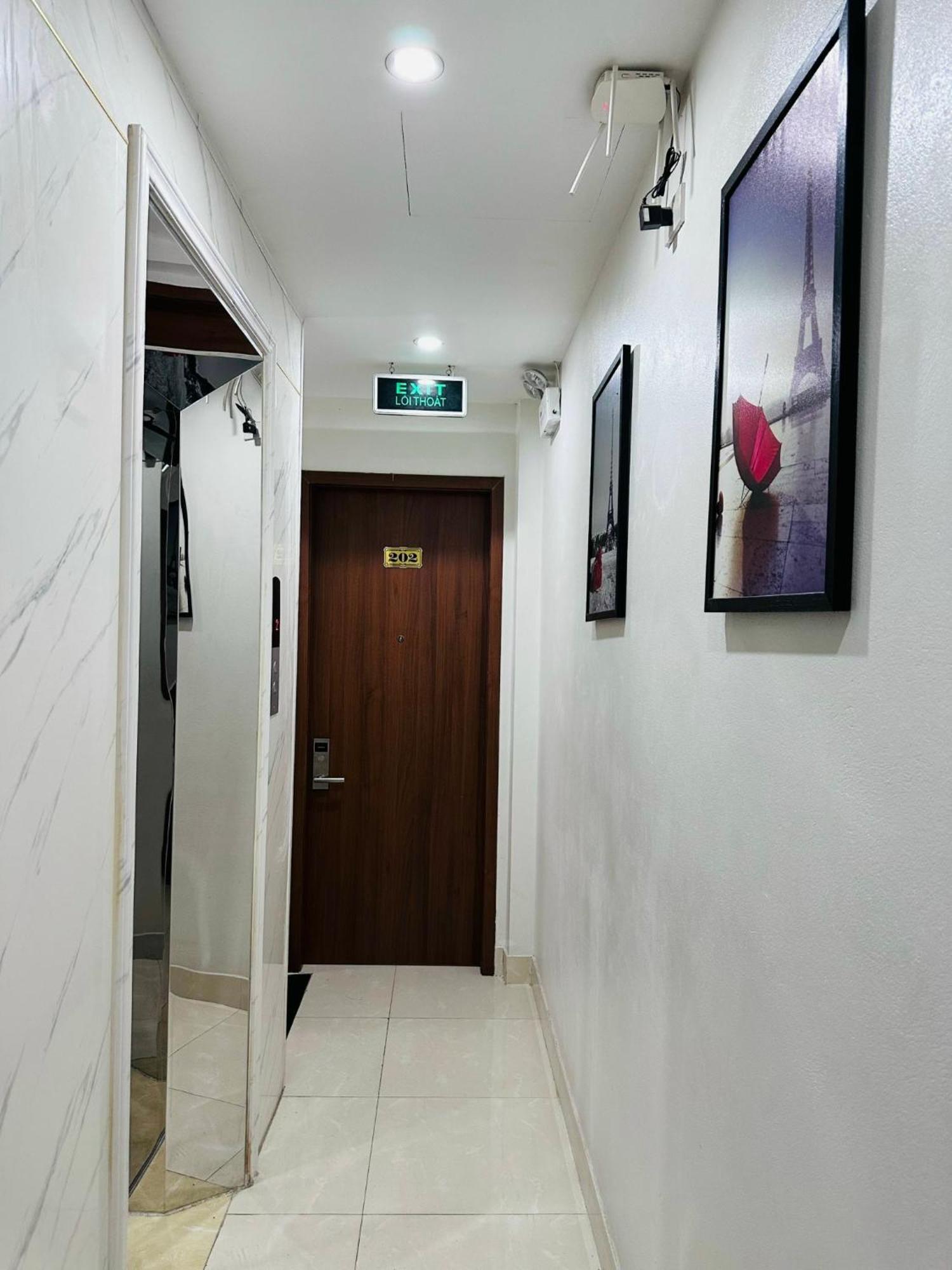 Nha Nghi Anh Dung Bed & Breakfast Ха Лонг Екстериор снимка