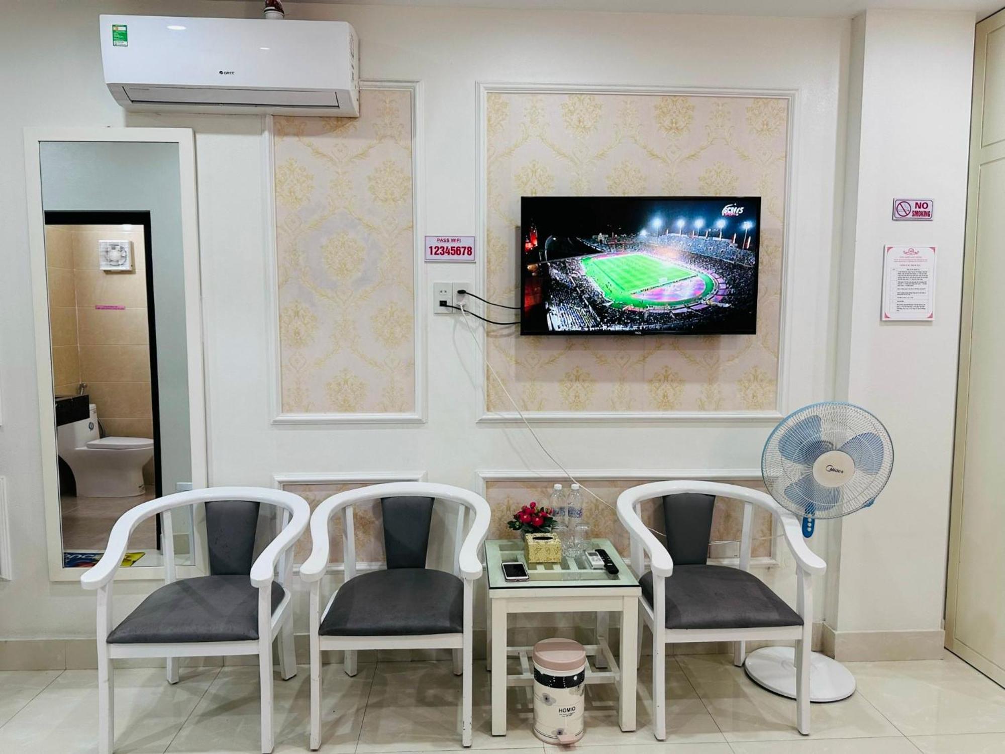Nha Nghi Anh Dung Bed & Breakfast Ха Лонг Екстериор снимка
